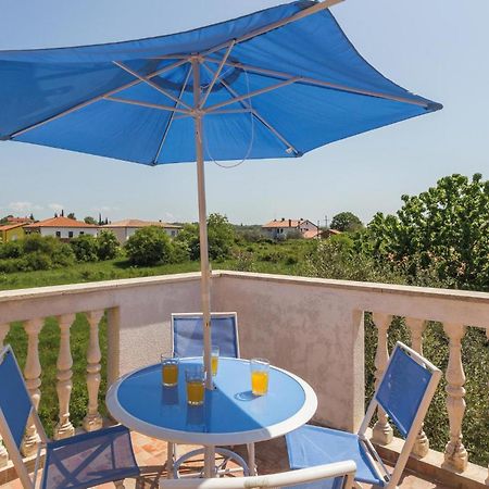Nice Apartment In Kastel With Kitchen Exterior foto