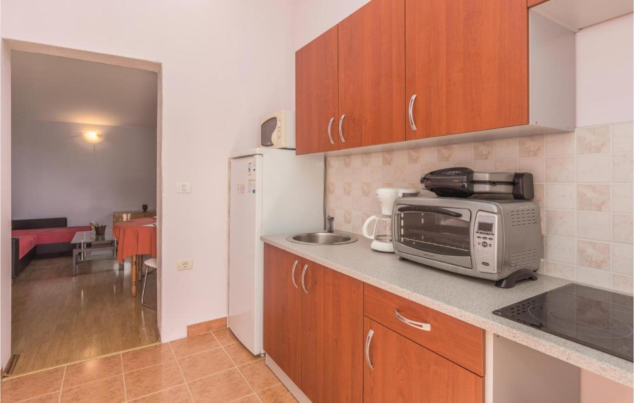 Nice Apartment In Kastel With Kitchen Exterior foto